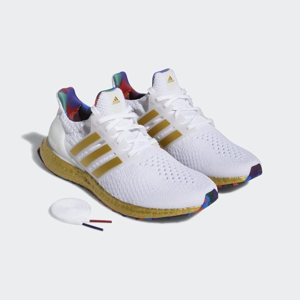 NWT Women’s Adidas Ultraboost 5.0 DNA Recycled Plastic Sneaker